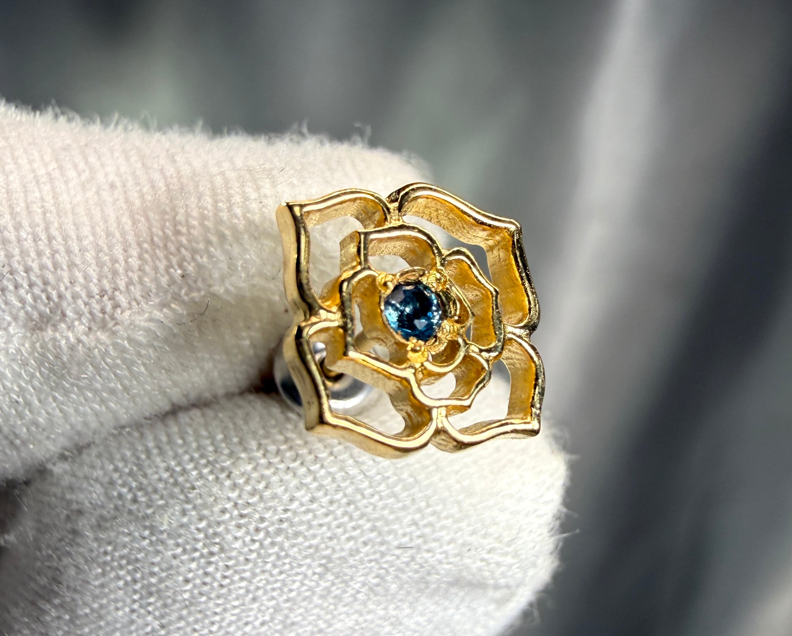 エランヴィタール　Large Oath Rose ペンダント Elan Vital by BLUE ROSE KIYO | BLUE ROSE