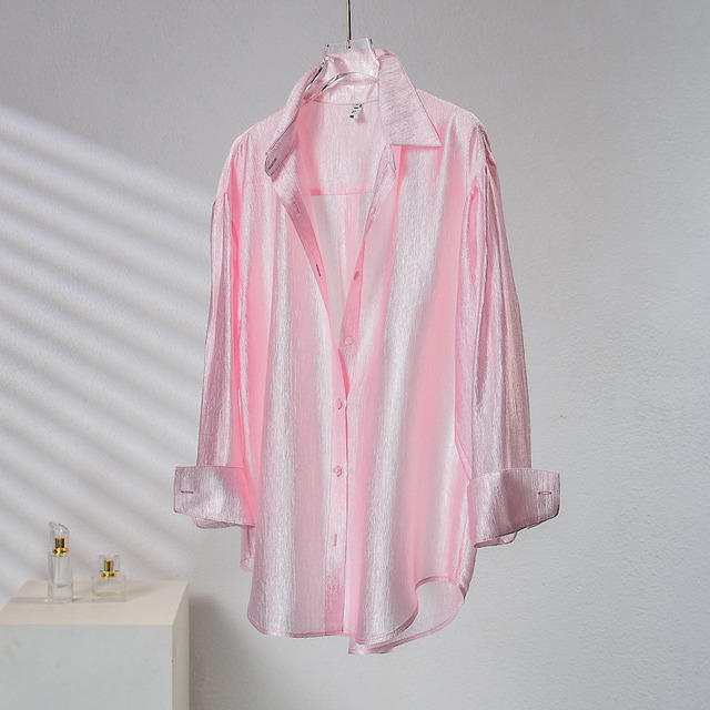 pink shiny textured satin shirt<t3133>