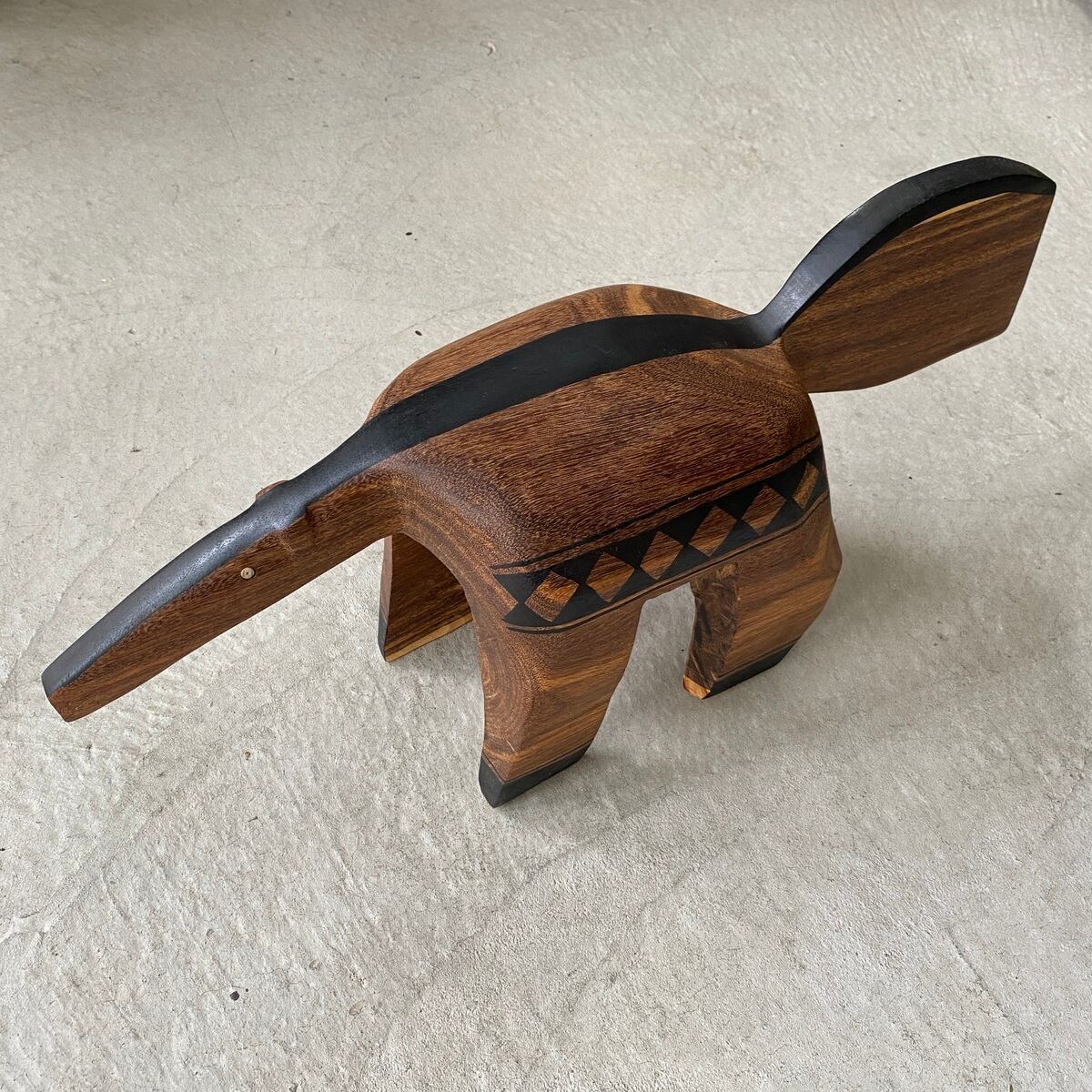 ブラジル先住民族の椅子 ワウラー族 アリクイ 3(送料着払い)