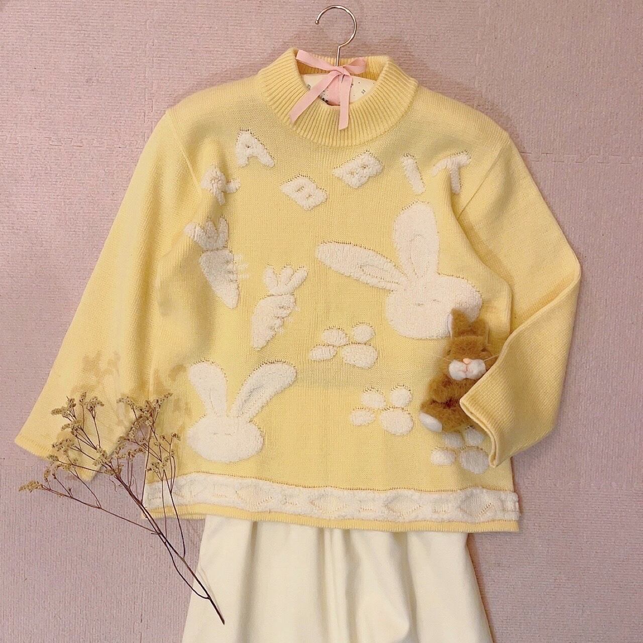 rabbit pale yellow knit sweater