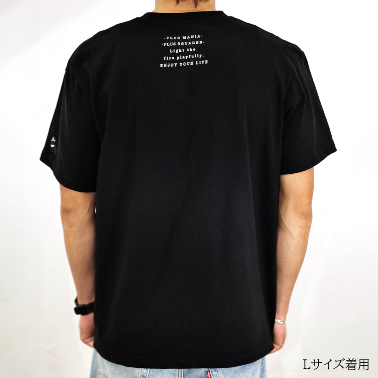 ロゴ入り ポケット付きTシャツ [ブラック]