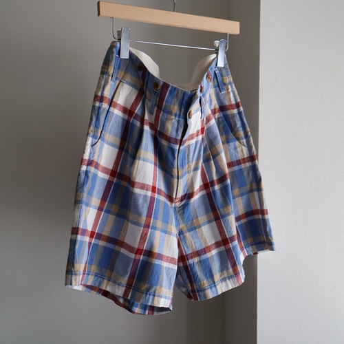 Gurank “ Plaid shorts ( Sax )”