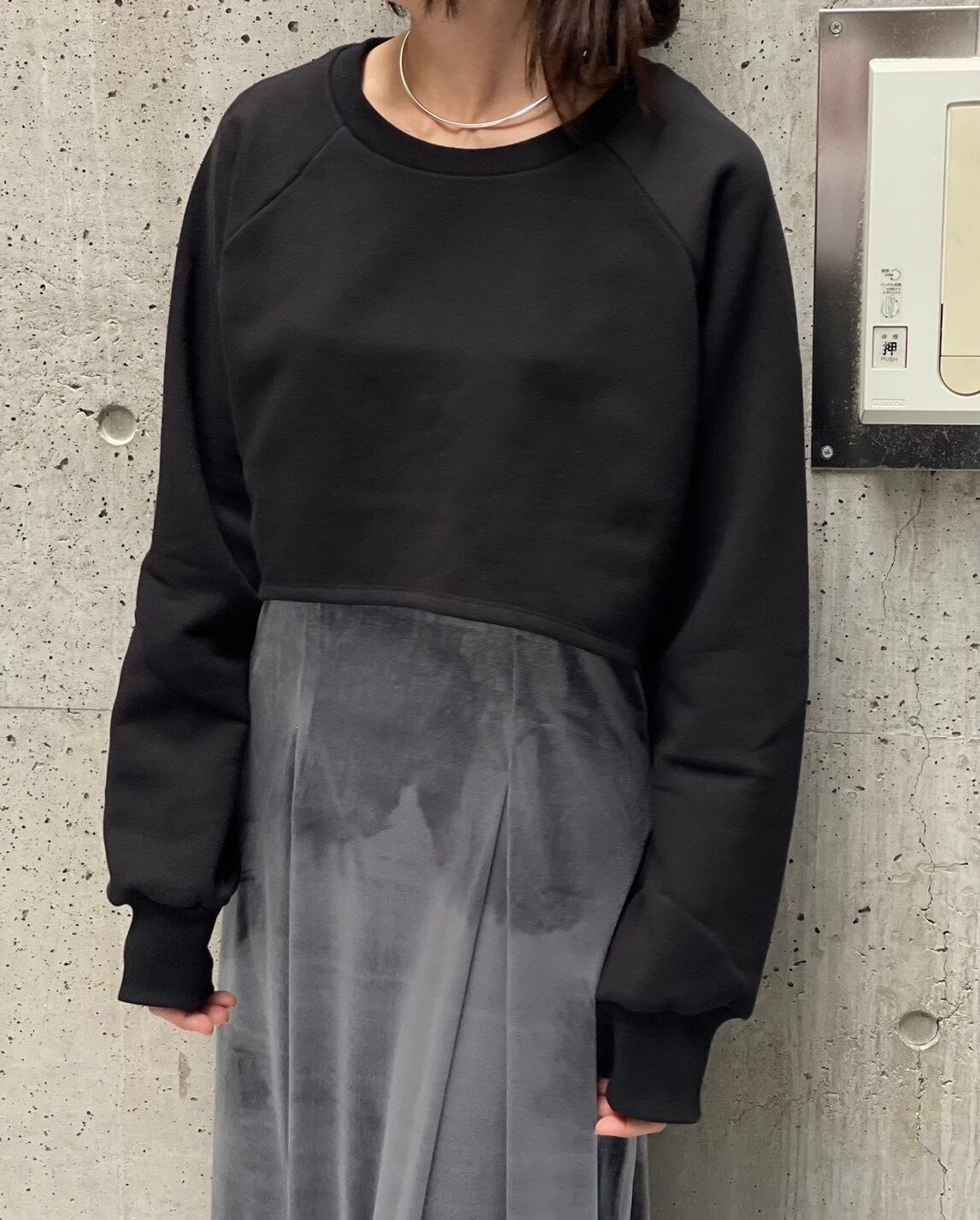 【AgAwd】クロップドスウェット　2401-661509