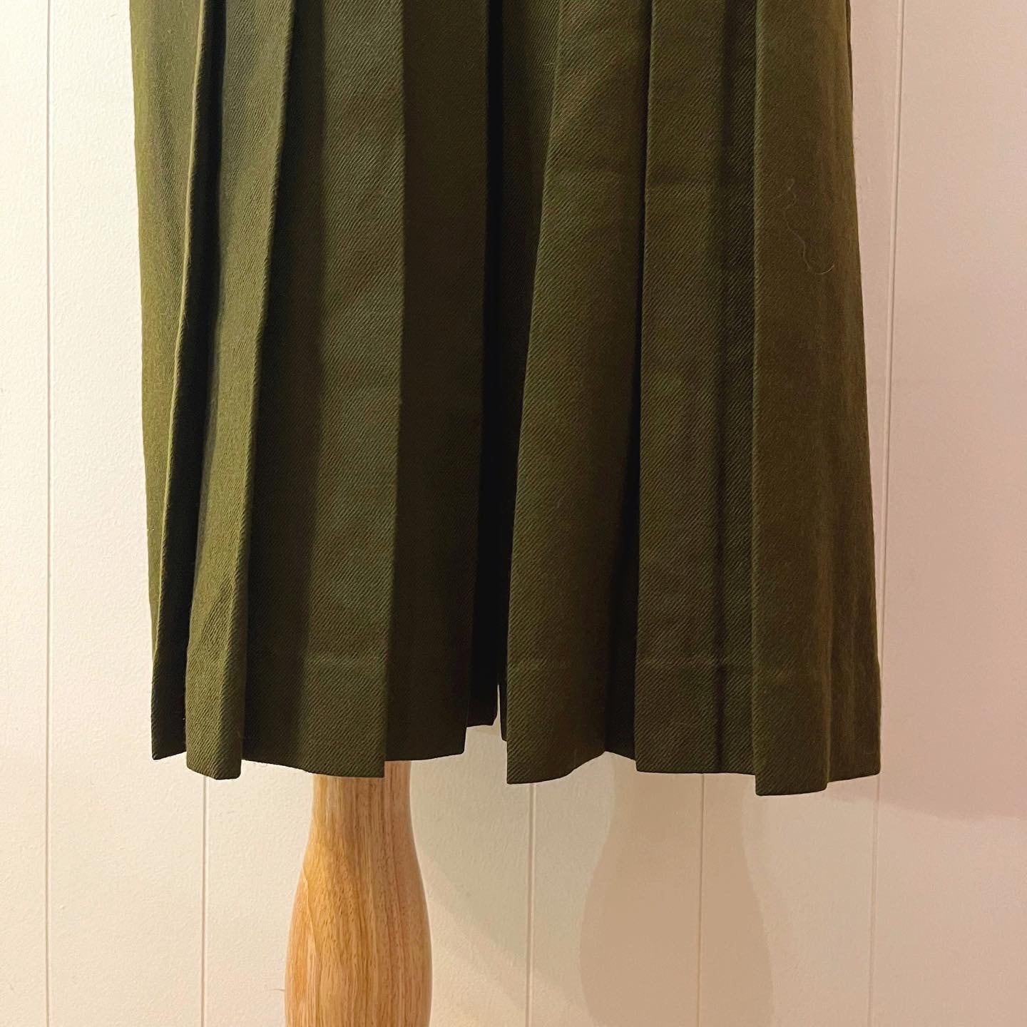 valentino / khaki pleats flare pants