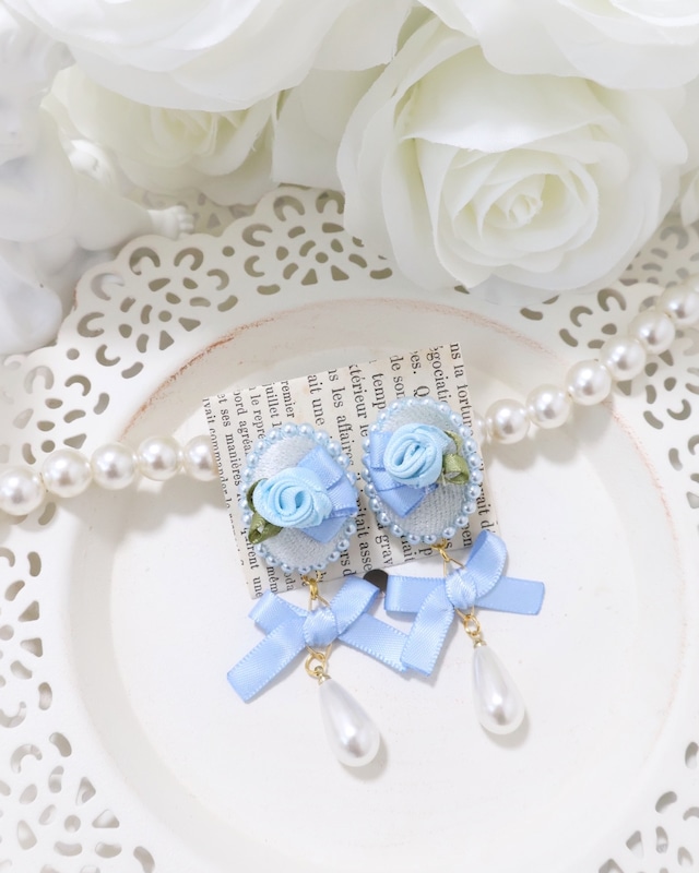 ベロアローズイヤリング・ピアス【サックス】