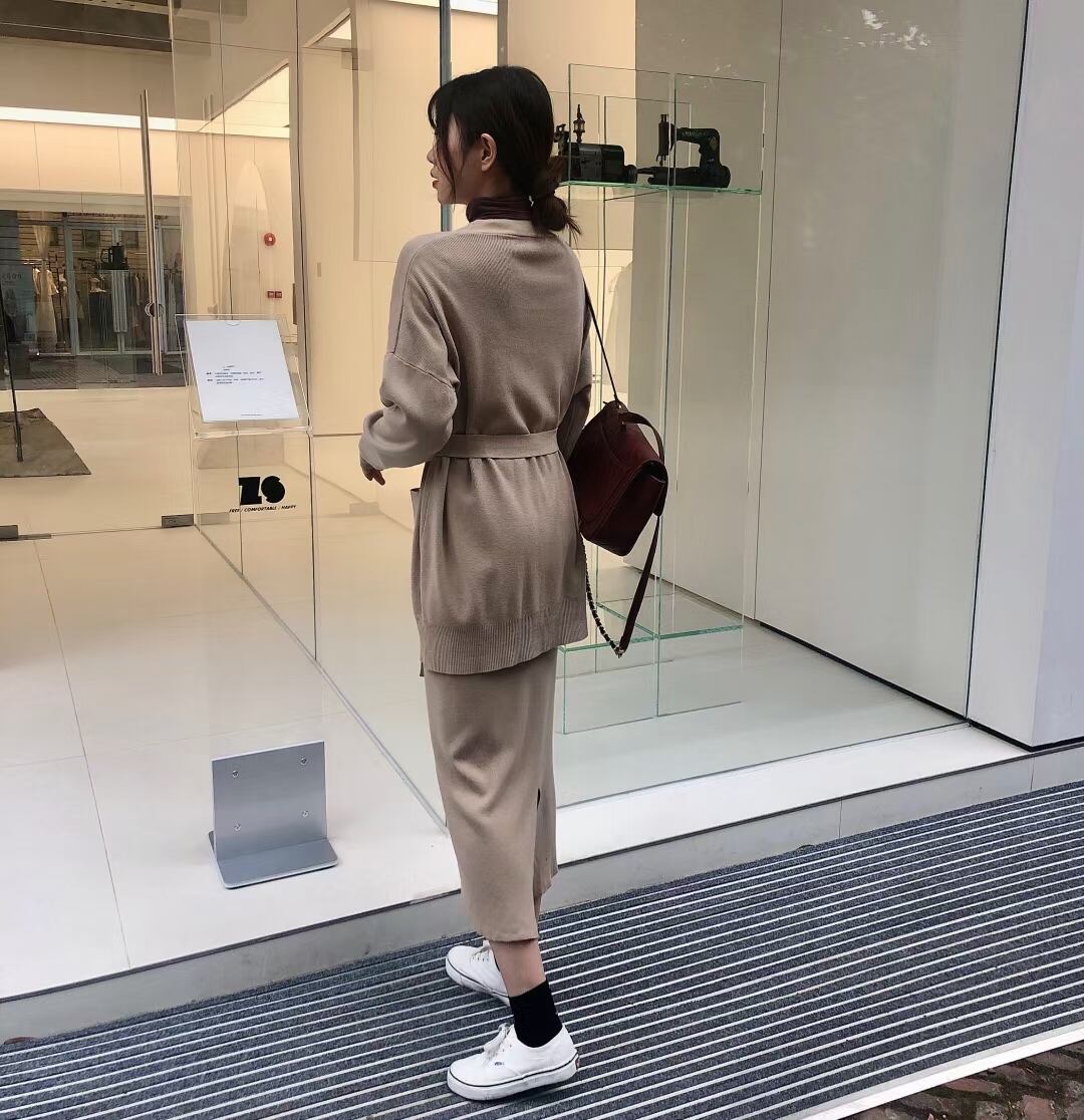 ガウンカーデ＋タイトスカート ニットセットアップ　AJ1050-6092