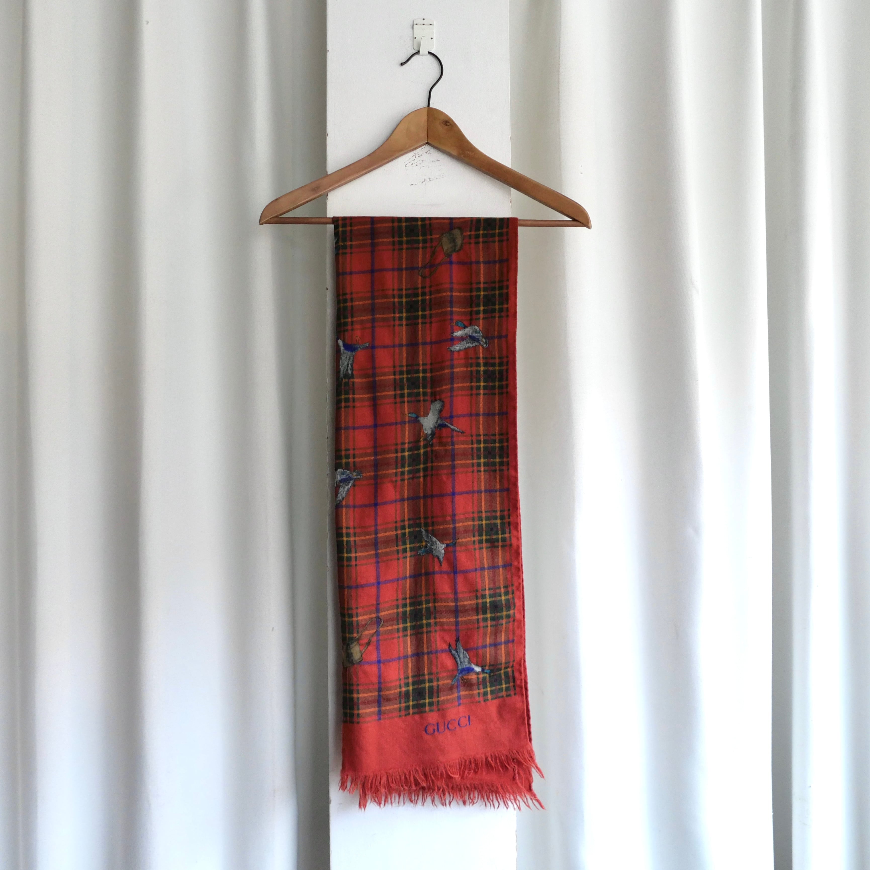 GUCCI TARTAN CHECK WOOL STOLE | safarionline
