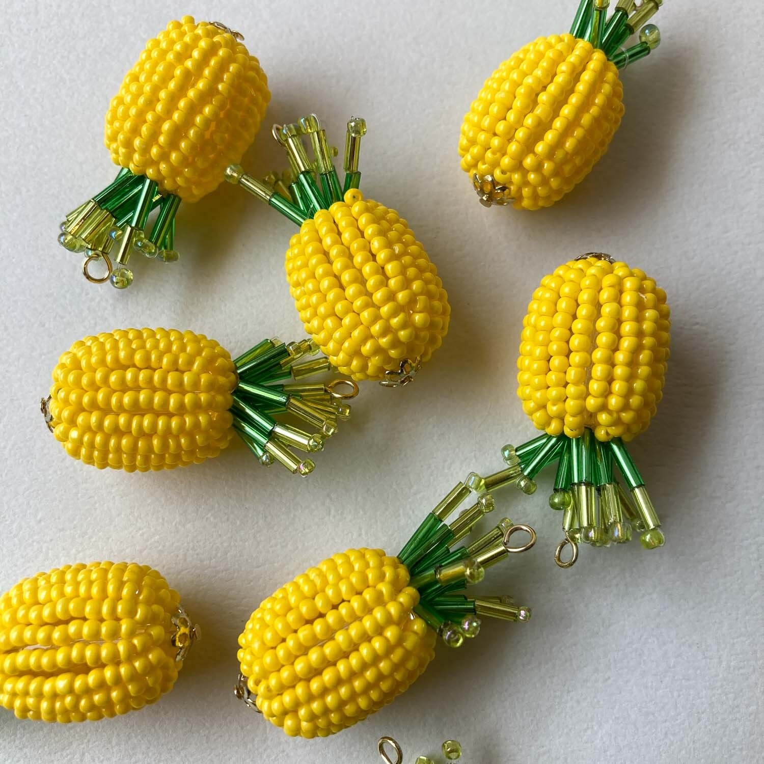 パイナップル立体ビーズワークチャーム《オンライン限定》 | Dua