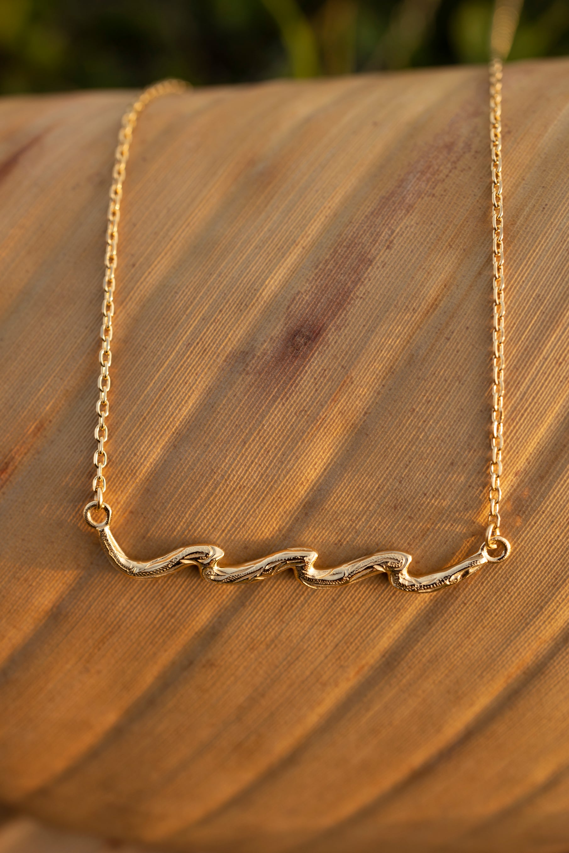 wave necklace