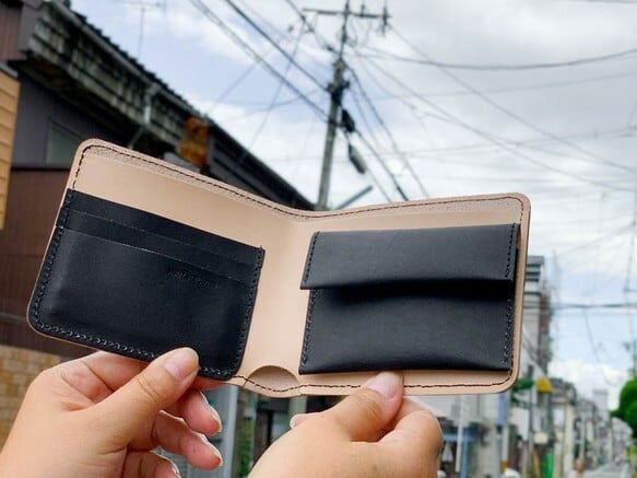 ▲SHORT 黒×ヌメのモノトーンのコントラスト「ショートフラット 財布」
