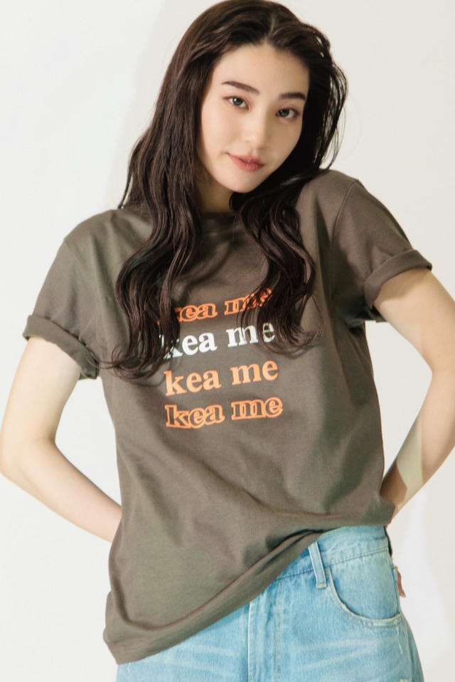 "kea me" front logo tee