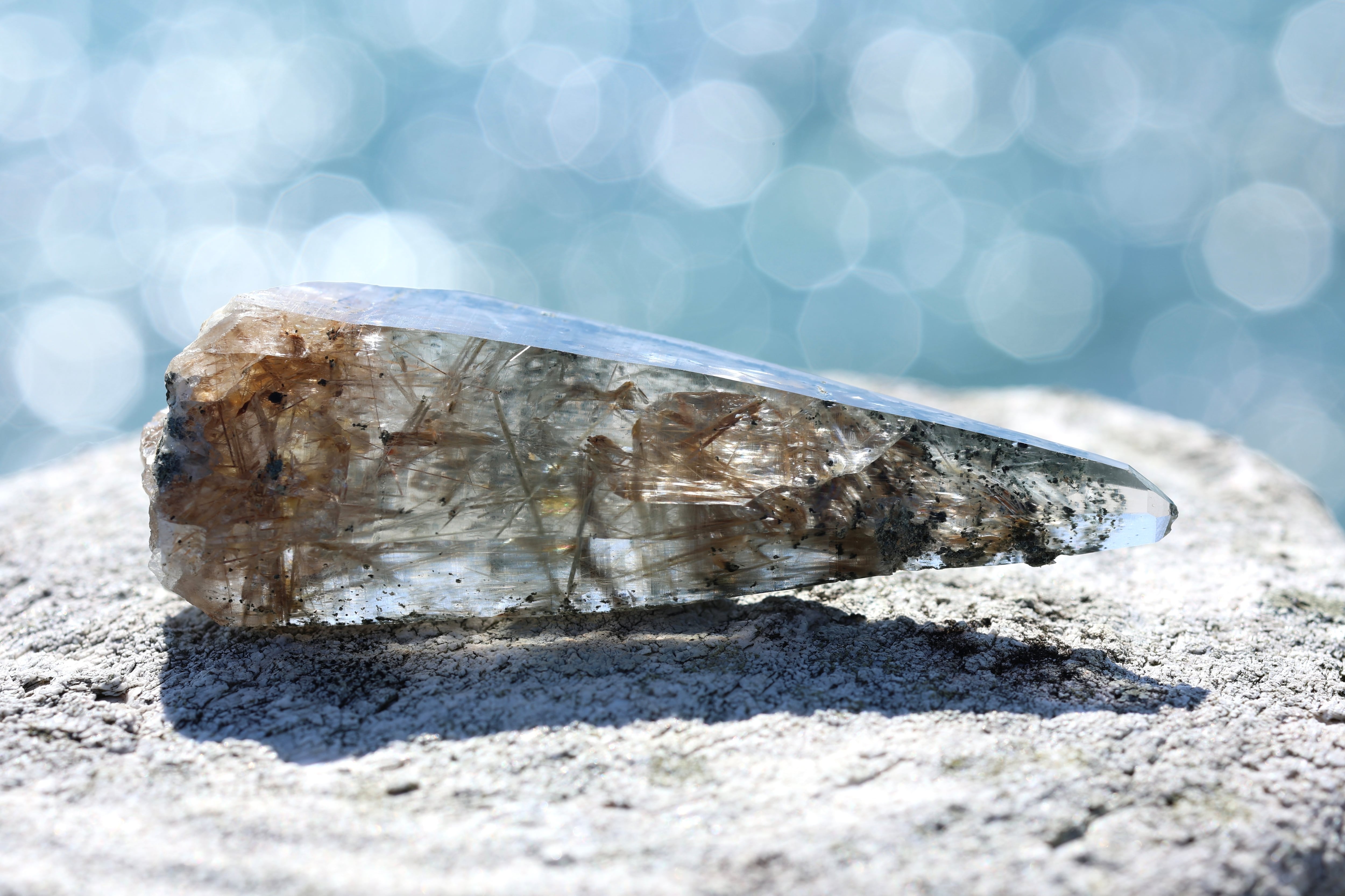 ヒマラヤ水晶 ガネーシュヒマール産 | 石垣島の夜光貝アクセサリーと