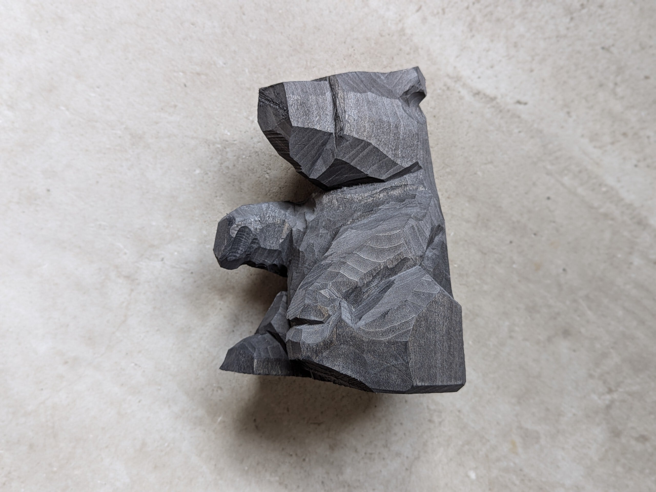 佐藤憲治 座り熊 ＃7「つま先掴み」 | 木彫りの熊 | inoya | Basic