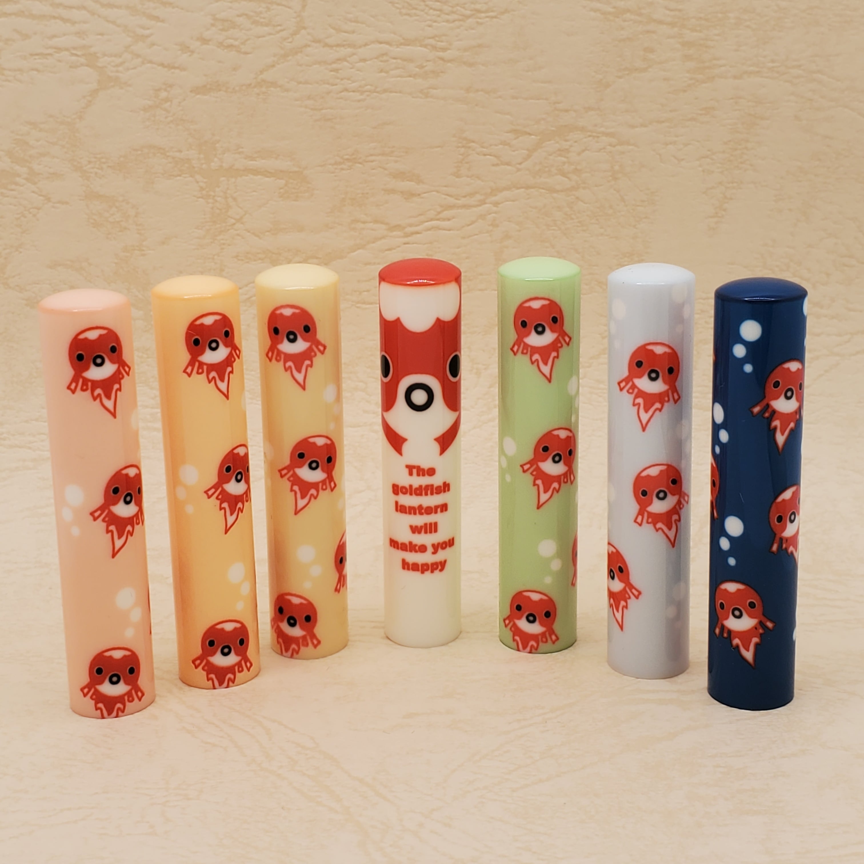 金魚ちょうちん和(なごみ)ざいく印鑑:ぷくぷく金魚柄 藍色 | 木阪賞文堂