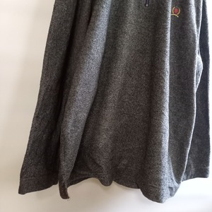 トミーヒルフィガー　プルオーバー　フリース　セーター　ハーフジップ　Ｍ