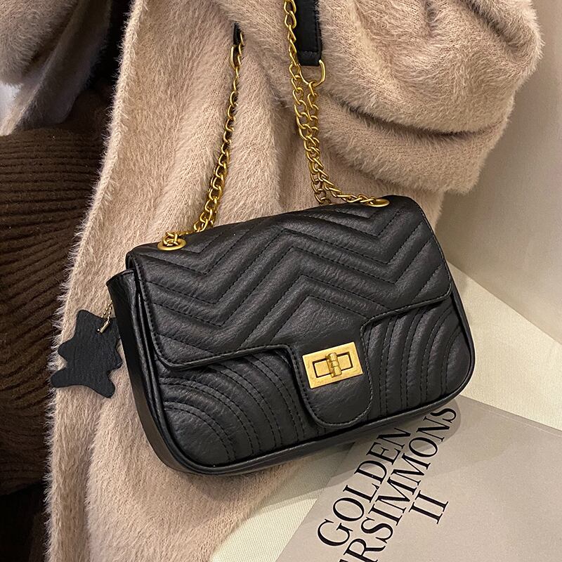 スタンダードレッドオータムウィンターチェーン レトロ 秋物 冬物 スクウェア メッセンジャーバッグ Tiancai_Wing_Bag91043592262