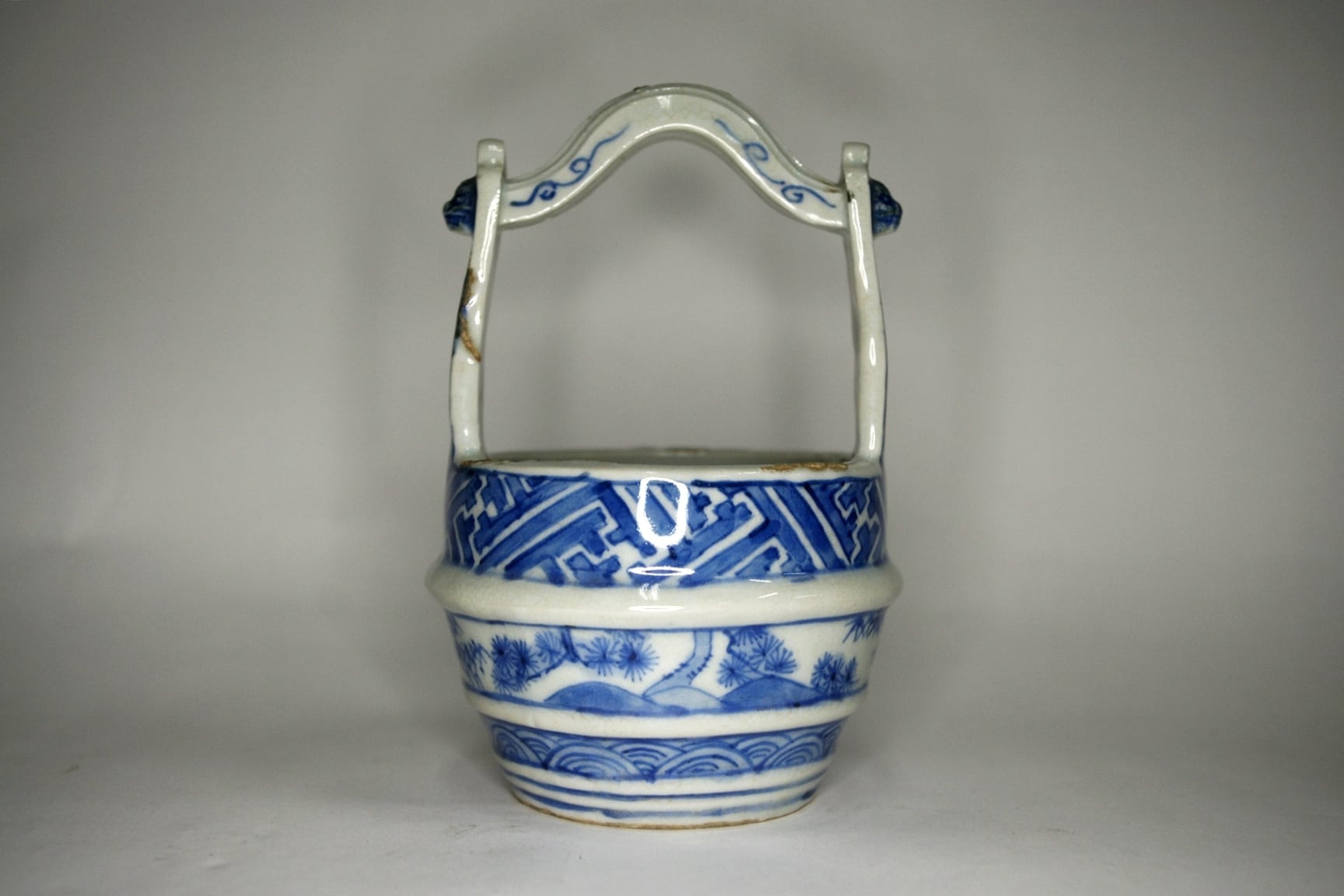 青磁　手桶茶入　祥堂造 茶器/茶道具 替茶器】 青磁 手桶 手塚祥堂作 – 今屋静香園