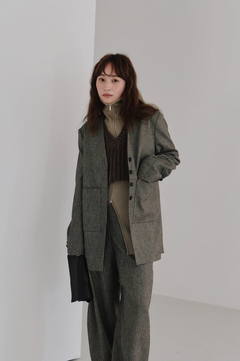 Hella ヘラ】SILK NEP COLLARLESS JACKET シルクネップカラーレス