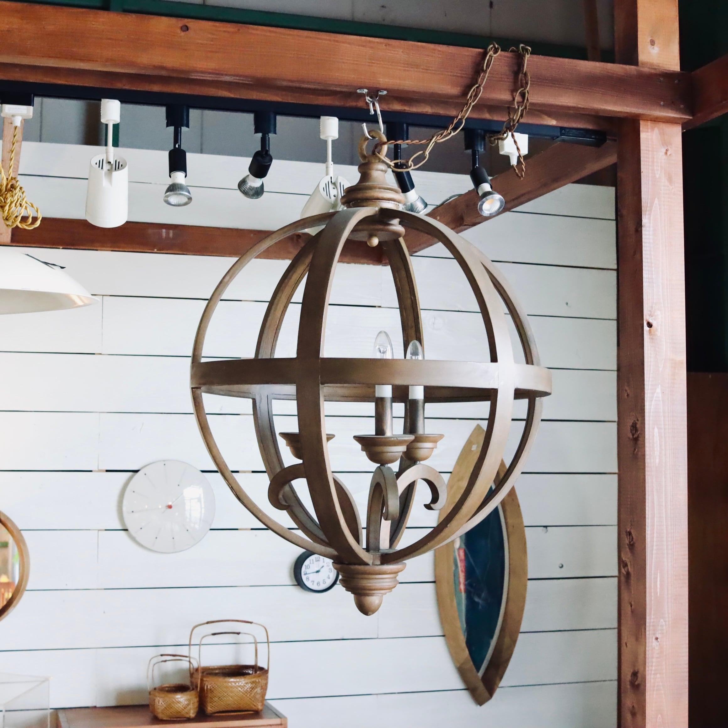 AXEL ORB CHANDELIER / CURREY & COMPANY | clapp vintage 寒川倉庫店