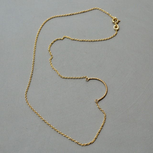 Line Necklace Gold