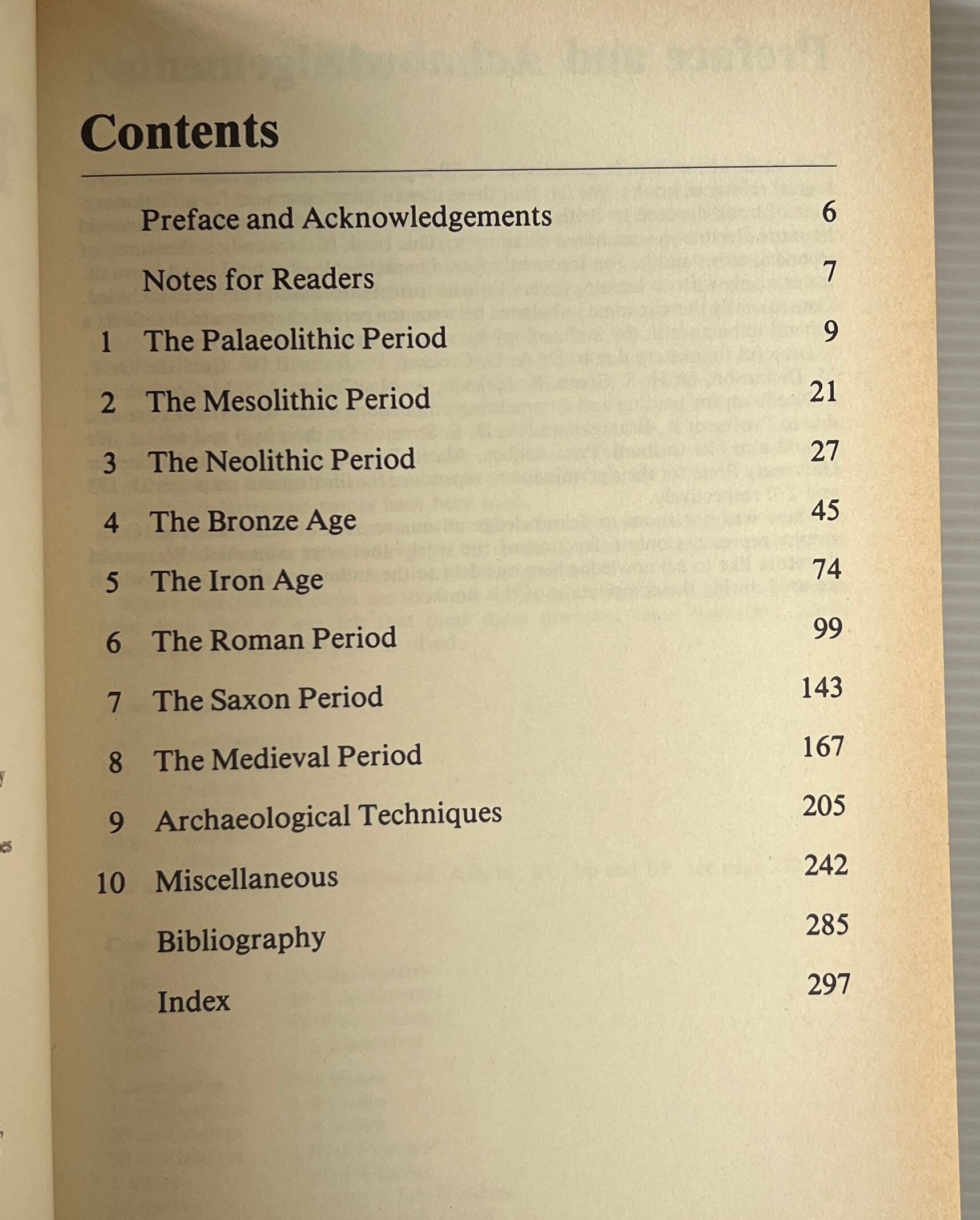 The Handbook of British Archaeology / Lesley and Roy Adkins / Papermac