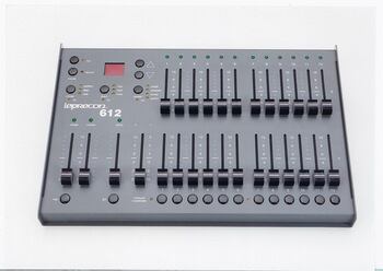 照明用DMX調光卓 Leprecon LP600 レプリコン Leprecon LP-612 12-Channel Console 調光卓 | courage office