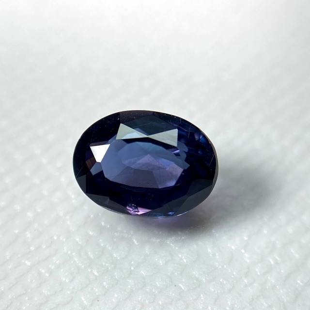 ⁂天然⁂　◇カラーチェンジガーネット◇　1.49ct 　ＡＡＡ　ベキリーブルー