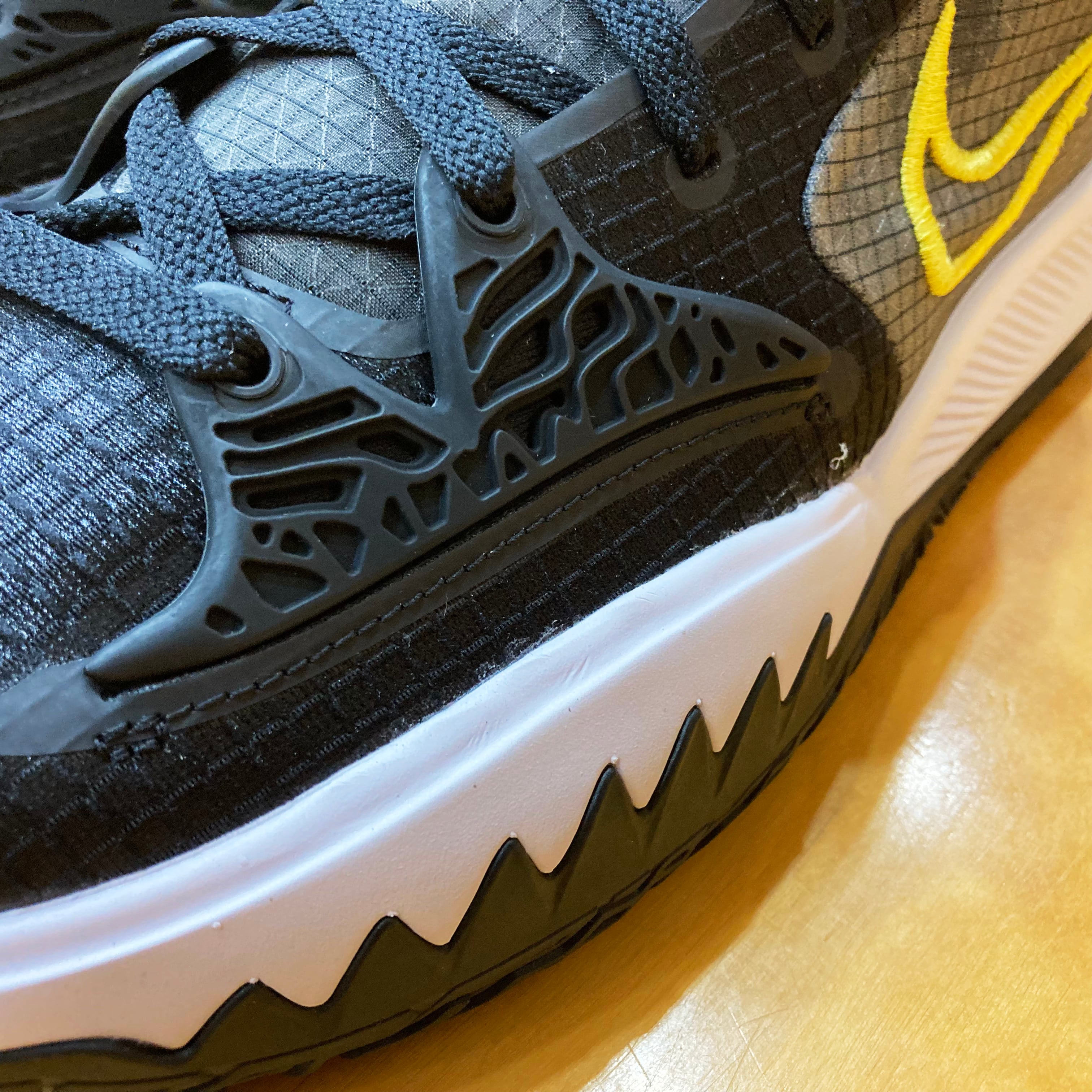 Nike Kyrie Low 4 EP ナイキ カイリー4 ローカット CZ0105-001 ...