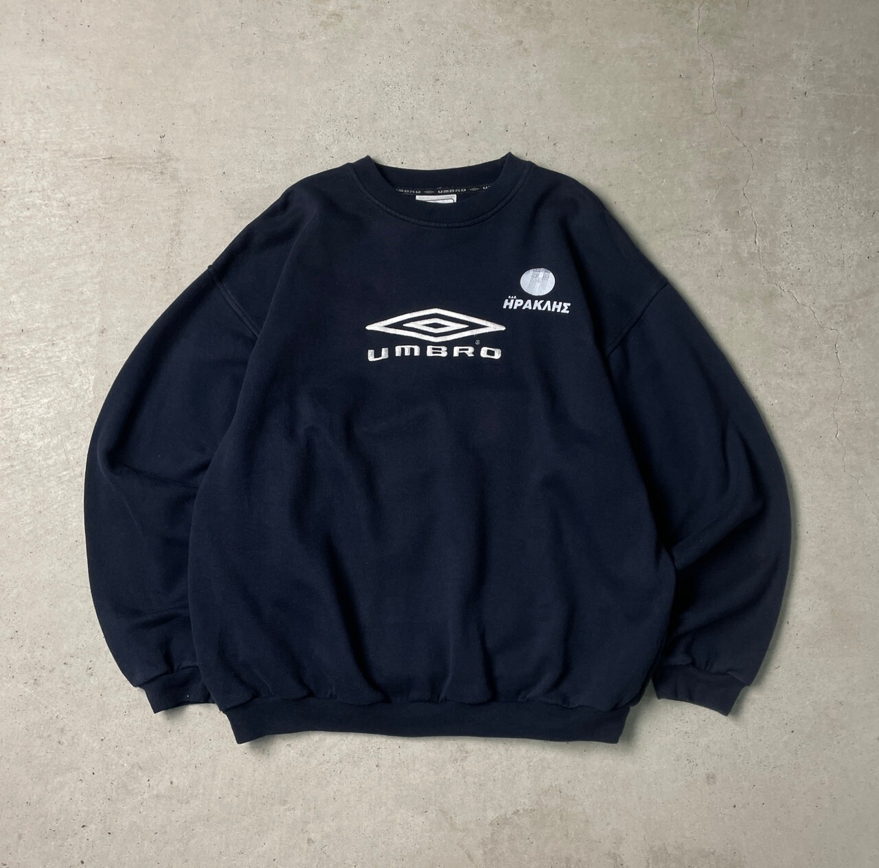 90年代 UMBRO アンブロ スウェットシャツ ビッグロゴ 刺繍 バック 