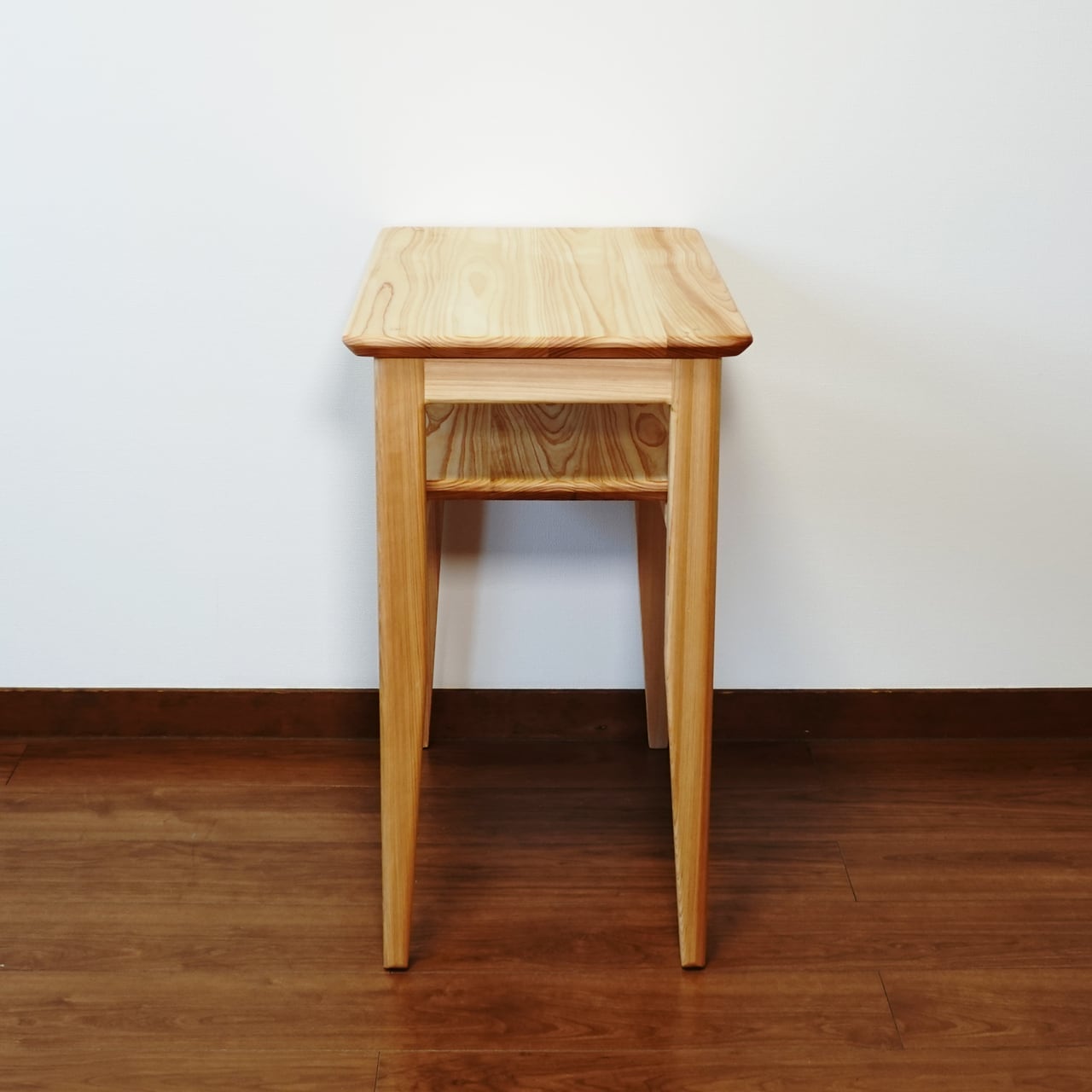 小さなテーブルW60cm | あすの森づくりの家具