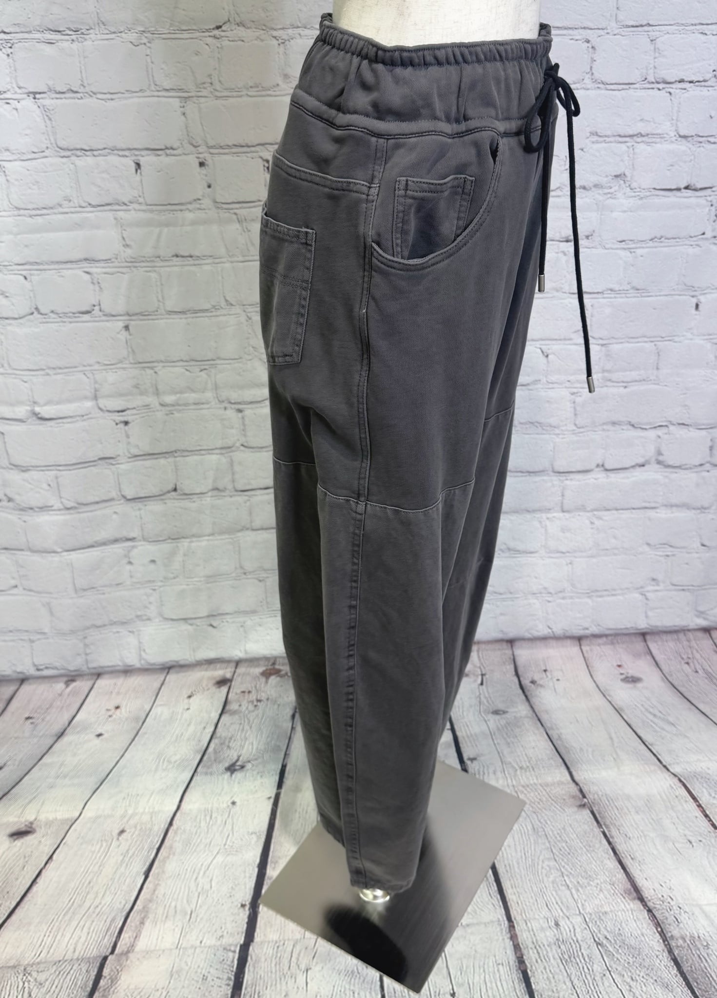 Dignite collier ディニテコリエ ガーメントダイ切替パンツ 80267032