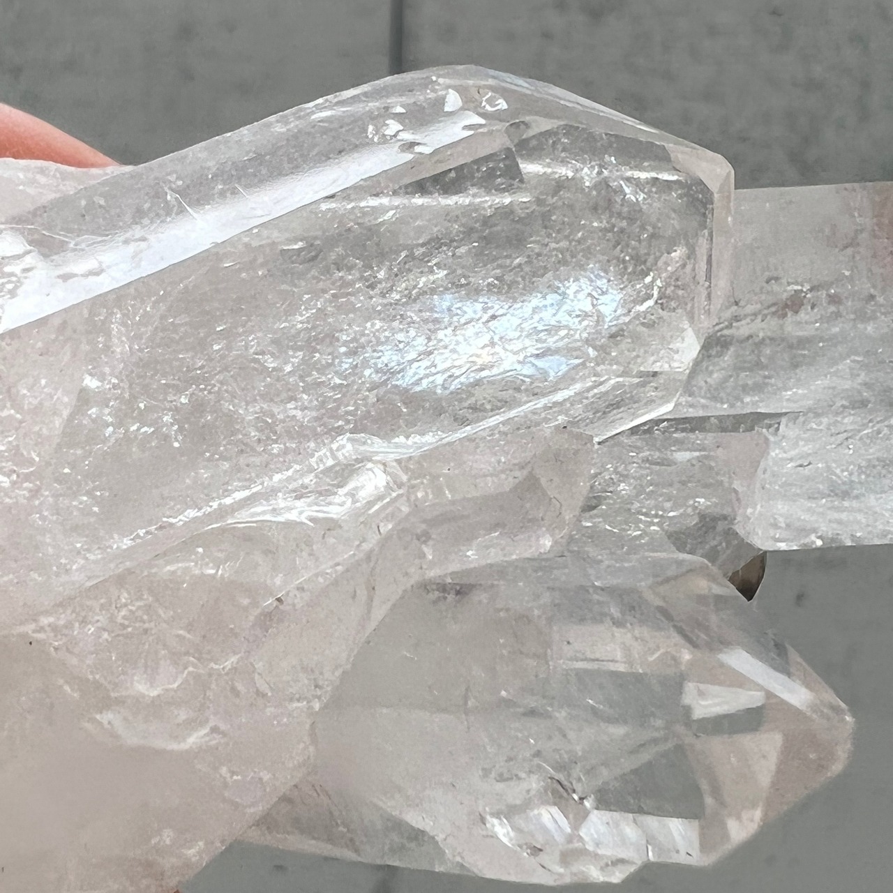 トマスゴンサガ産水晶クラスター*クリアクォーツ*レインボー*レコードキーパー*タイムリンク*ツイン*アイリス*天然石インテリア*TM-1