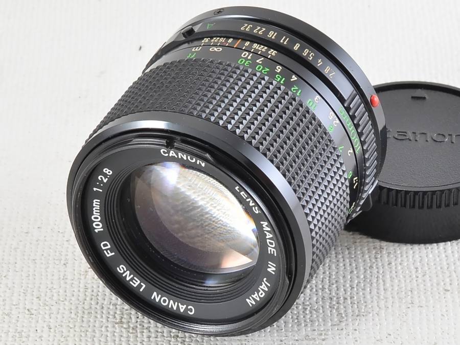 フード付きCanon NEW FD 24mm F2 希少レンズ