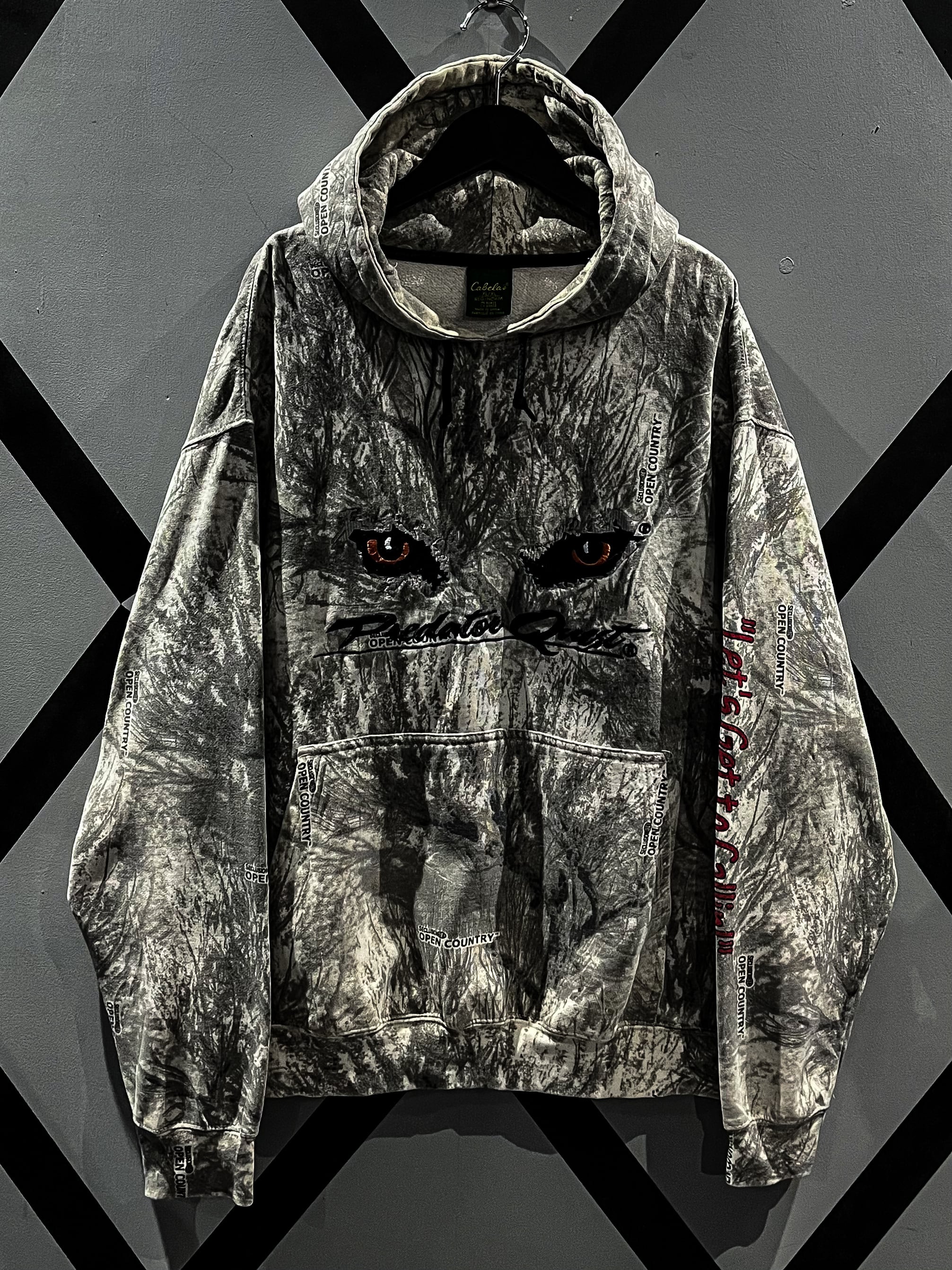 【X VINTAGE】"Predator Quest" Eye Design Vintage Loose Hoodie Caka(カカ）下北沢古着屋、セレクトショップ