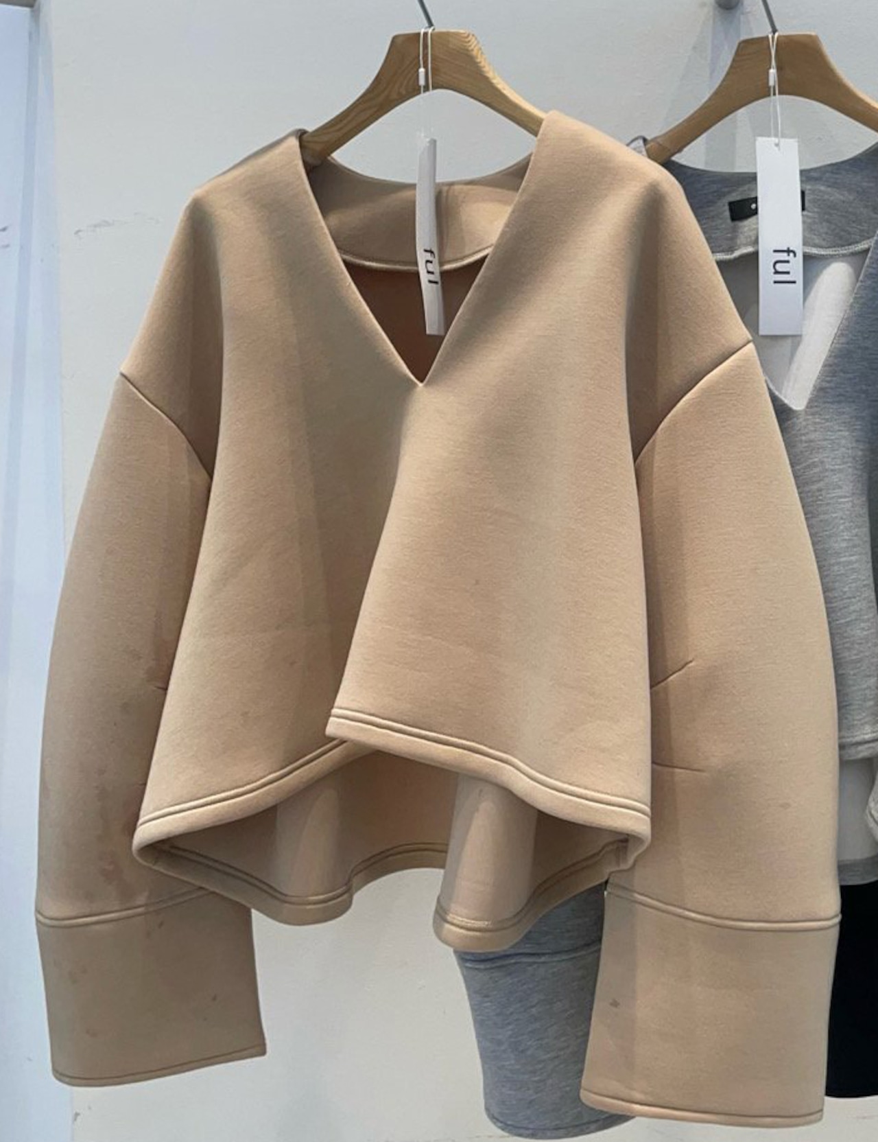 【新作5%OFF・3日間】Unique Neoprene Tops_3colors