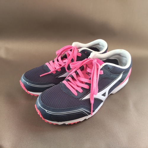 【特価】【在庫商品】ミズノ（MIZUNO）　U1GD184001 エキデンスピリットDR2 全方向グリップ スニーカー 超軽量 初心者向けランニングシューズ