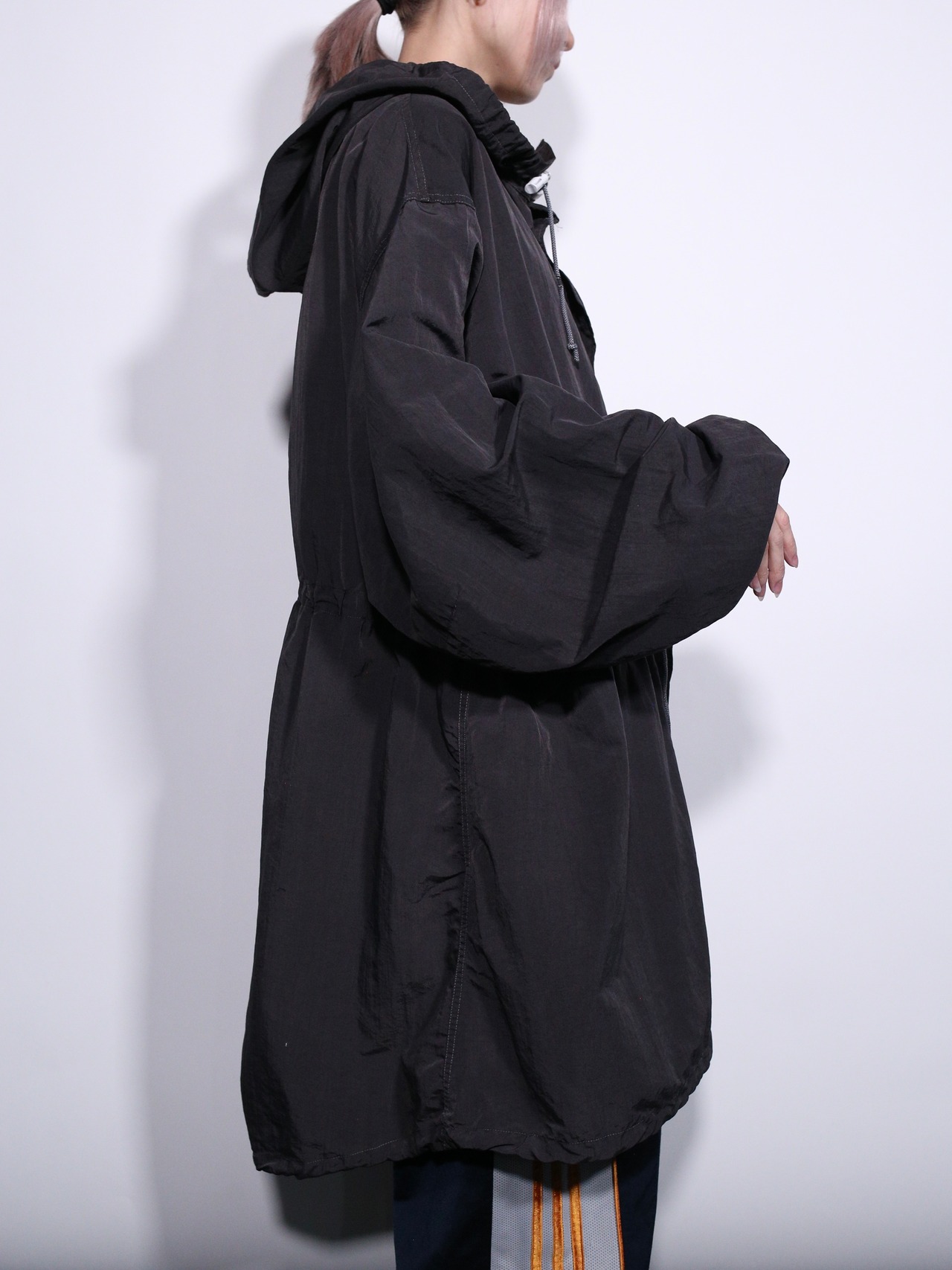 "後染め" stitch design hooded drawstring coat - 4