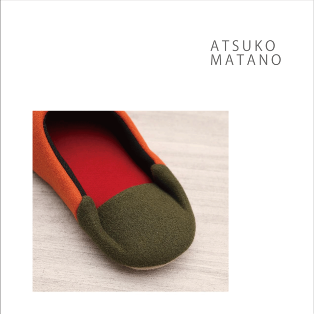 【ATSUKO MATANO（マタノアツコ）】スリッパ「 カメラ目線」　