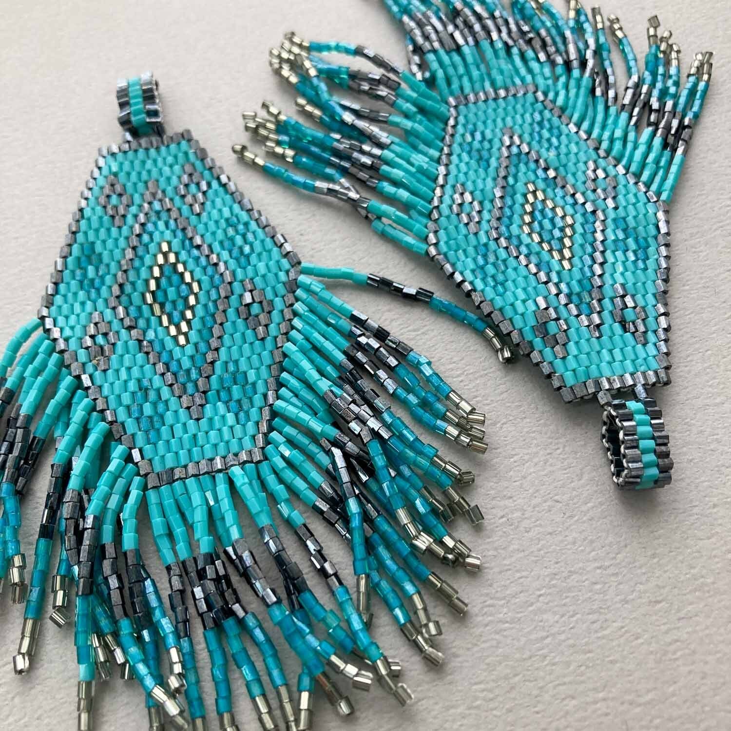 jujuアンティーク ビーズ タッセルネックレス 民族装飾品使用 一点物 jujuアンティーク ビーズ タッセルネックレス 民族装飾品使用 一点物