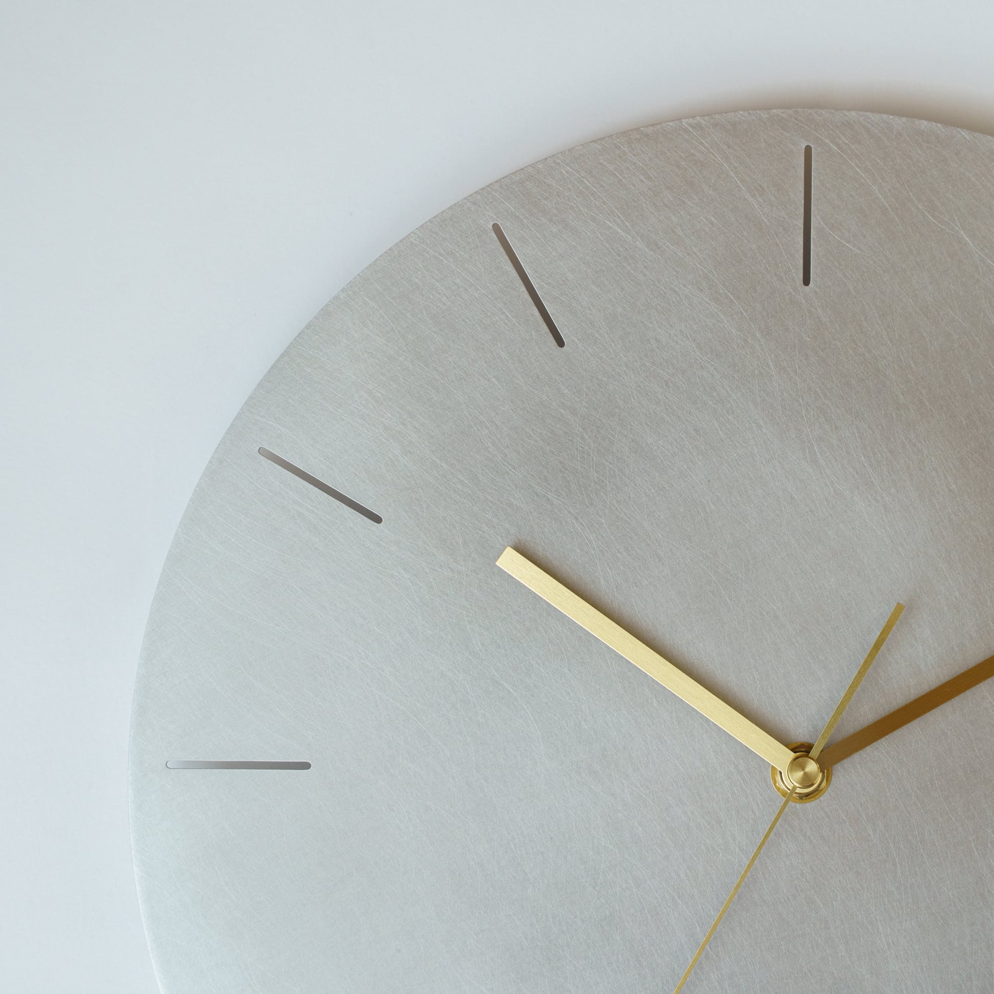 minimal wall clock 300 _ line / aluminum 壁掛け時計 300 線