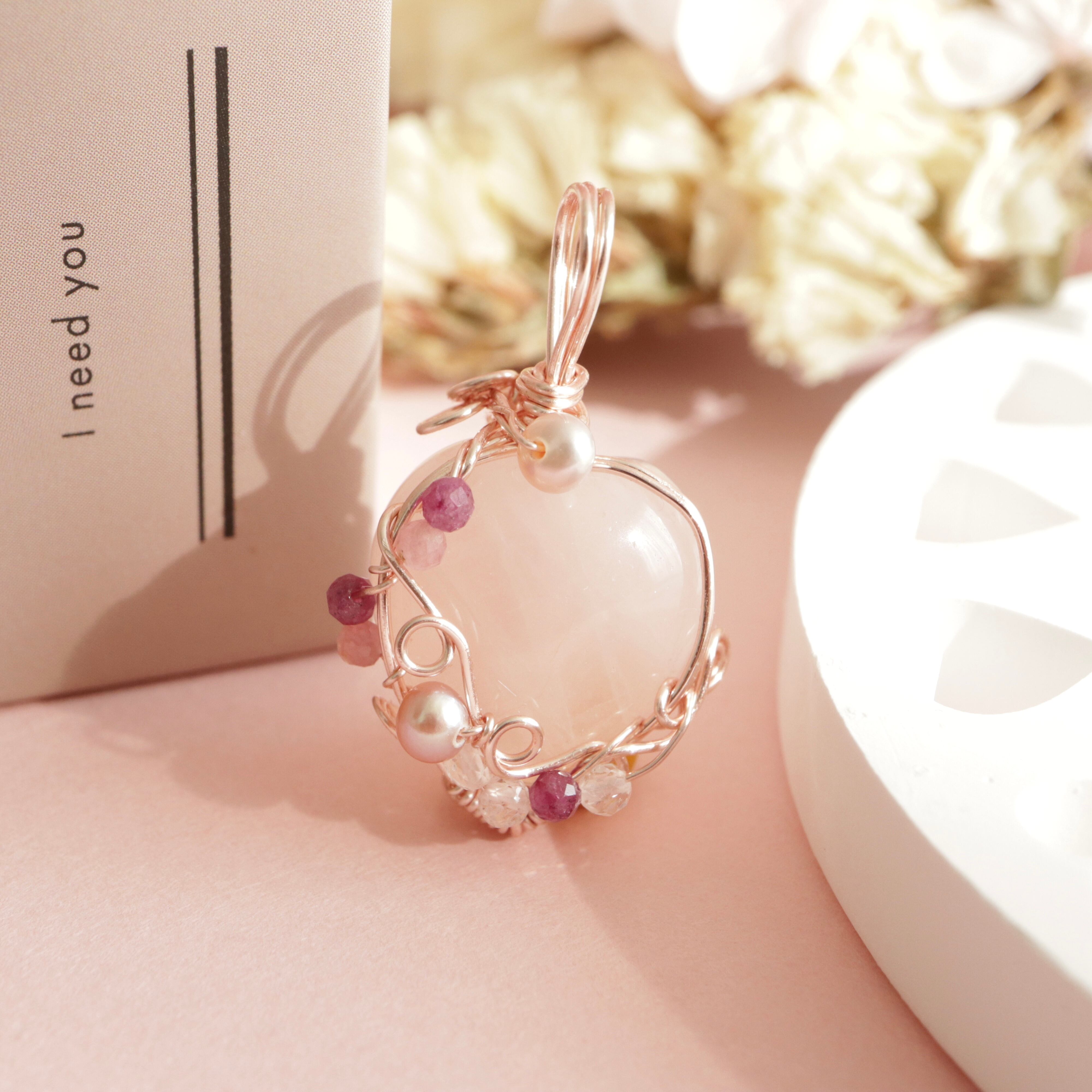 ハートローズクォーツ 天然石ペンダントトップ ワイヤーラッピング