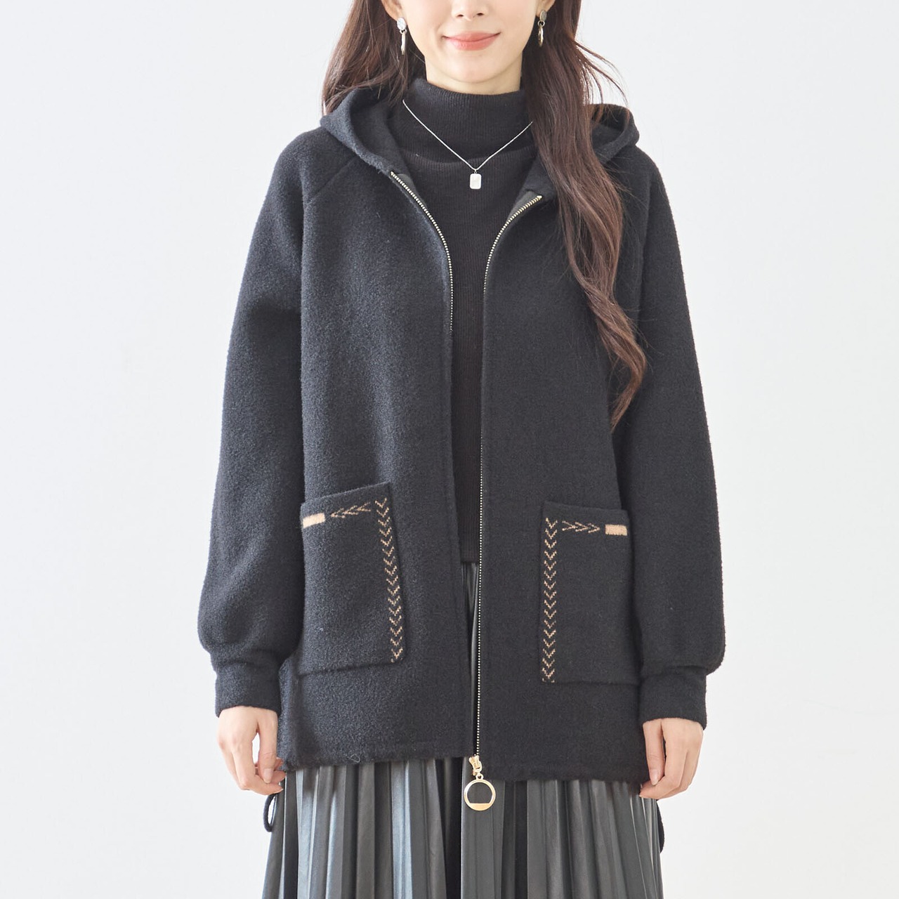 【SALE 50%OFF 4/10 10:00まで】TRUBE スマイルパッチ フーデッドニット ブルゾン【M~L】ブラック