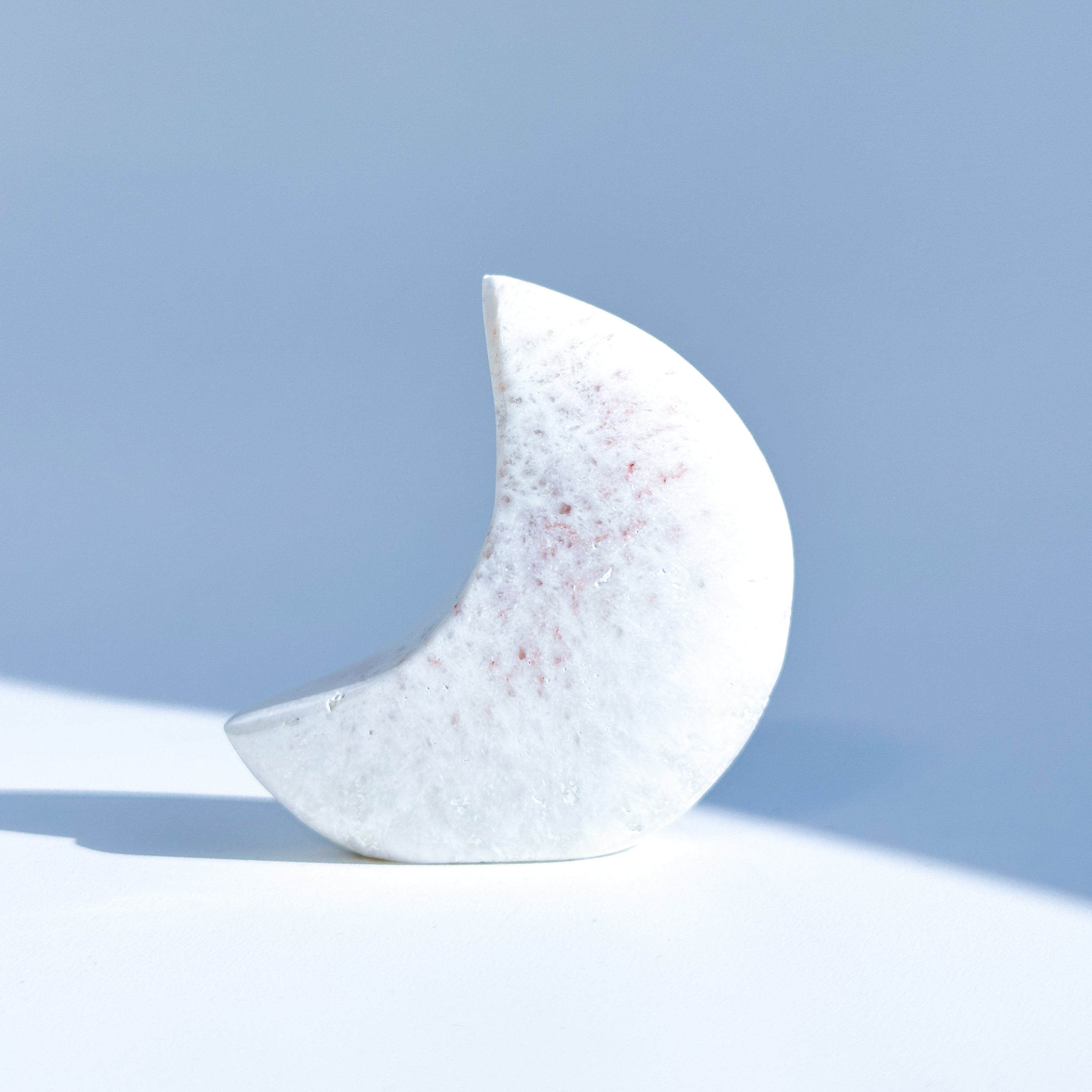 ホワイトスコレサイト 置き型 三日月 04◇ White Scolecite ◇ 天然石