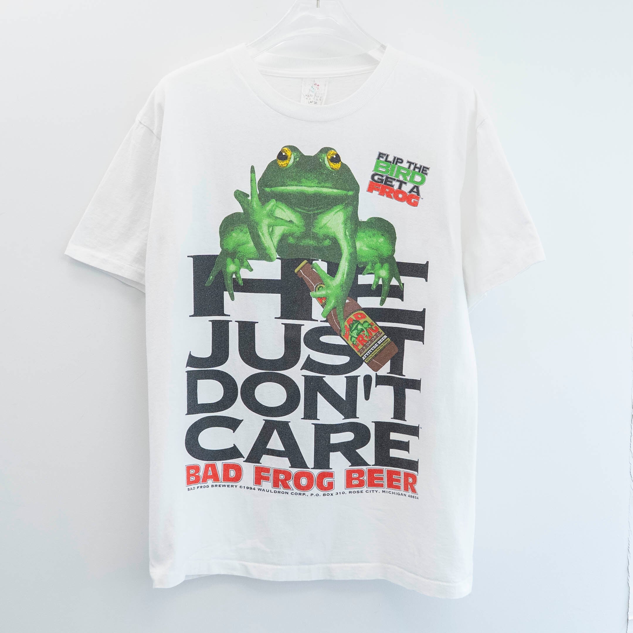 Bad Frog Beer " He Just Don't Care " L【E5-68】