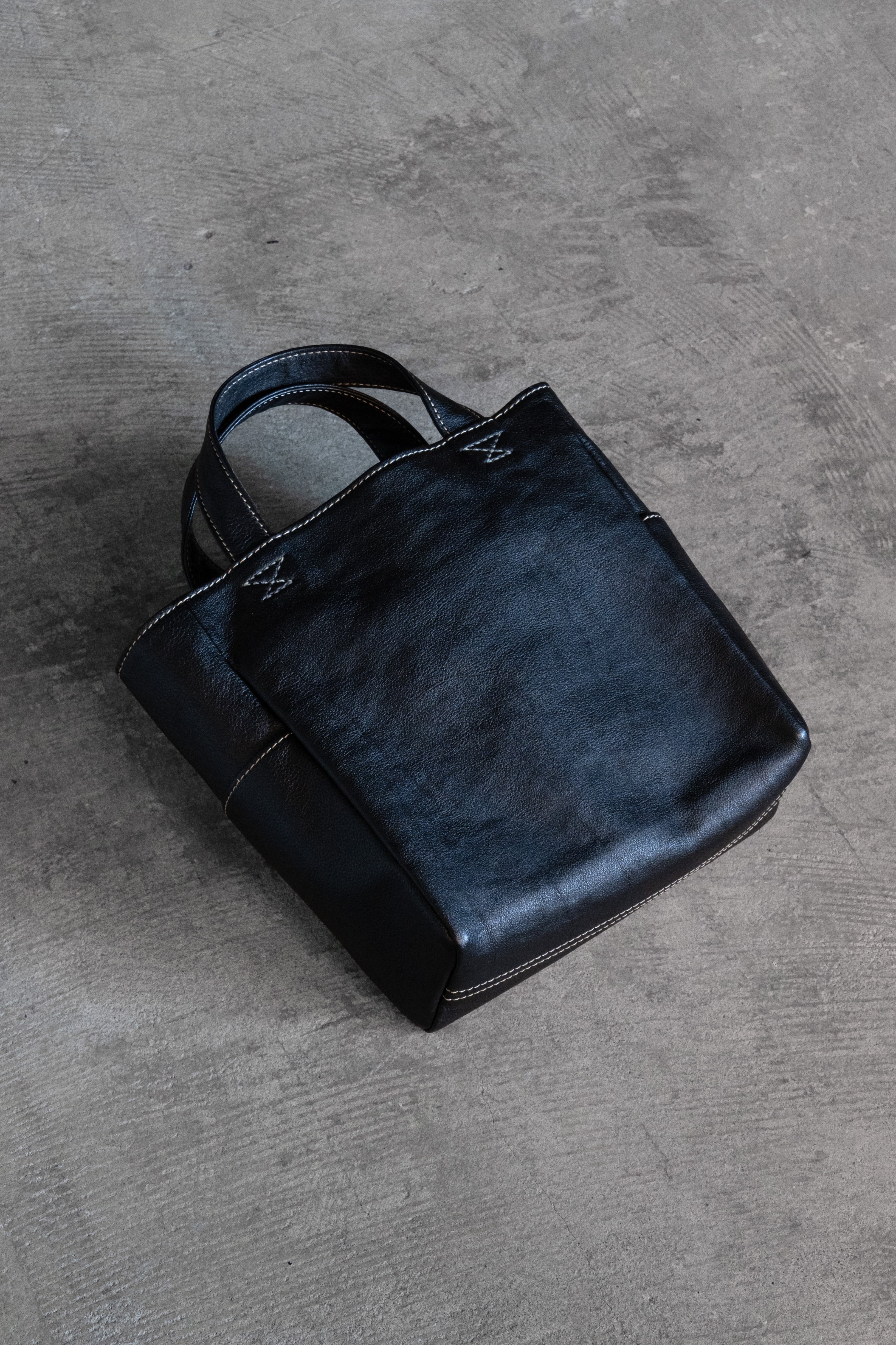 Tote bag 01 / M【送料無料】 | 高級皮革ならminca｜栃木レザーの