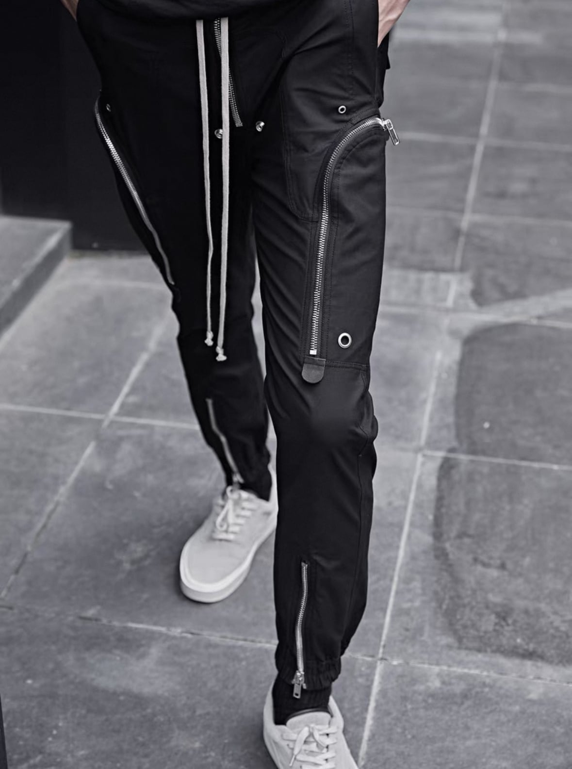 JiyongKim 23ss カーゴパンツ 210654_m01.jpg