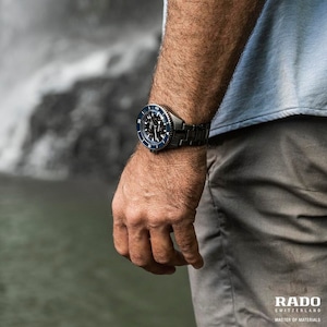 【RADO ラドー】Captain Cook High-Tech Ceramic キャプテンクック ハイテクセラミック（プラズマ×ブルー）／国内正規品 腕時計