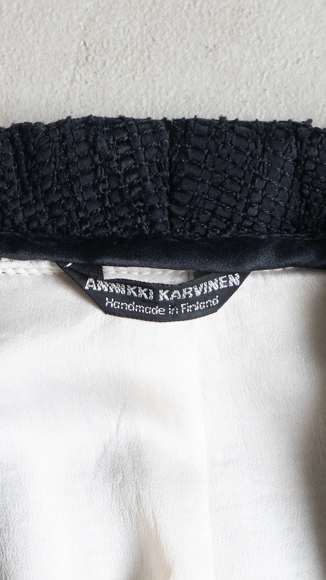 "ANNIKKI KARVINEN" 1980s Shawl collar silk jacket