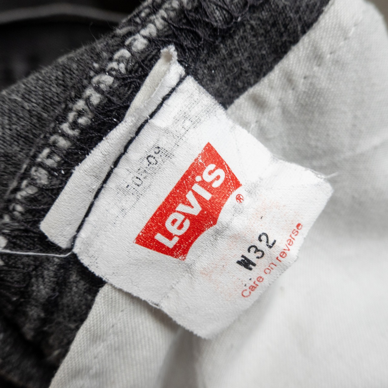2000’s Levi’s 505 black denim