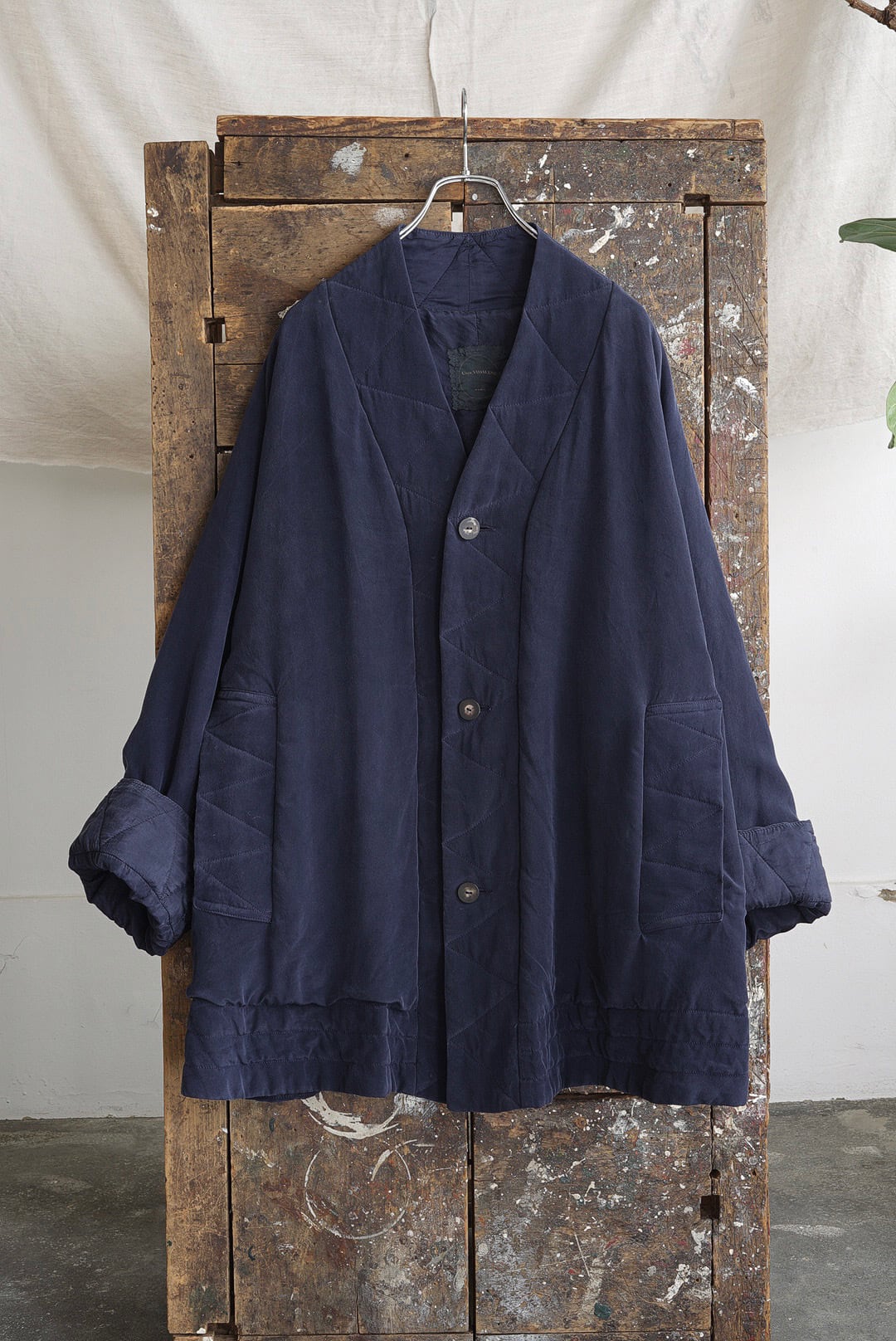 CHEZ VIDALENC - SILK COAT PUFFY / DARK NAVY | Brownie